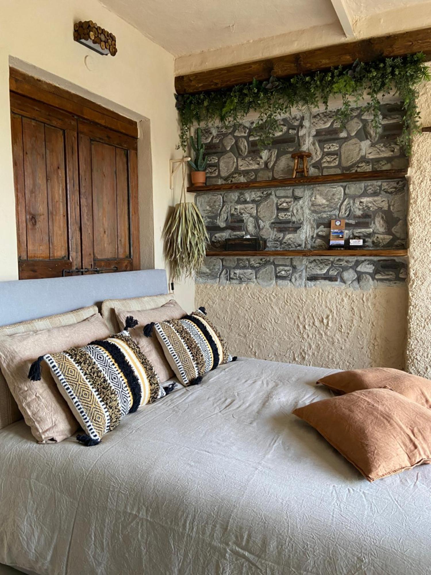 Bed And Adventure Tramontana Resort - Camera Vista Castilenti Ngoại thất bức ảnh